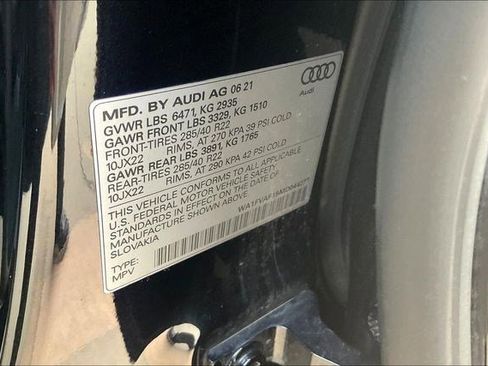 Used 2021 Audi Q8 Prestige w/ Prestige Package image 40