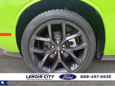 Used 2023 Dodge Challenger SXT w/ Blacktop Package RWD image 9
