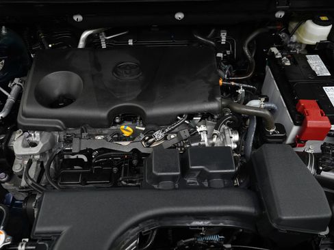 Used 2025 Toyota RAV4 XLE Premium w/ Weather Package image 32