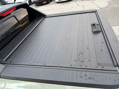 Used 2023 Hyundai Santa Cruz SEL Premium image 32