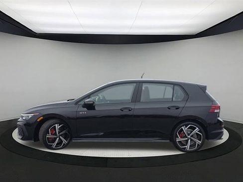 New 2026 Volkswagen GTI SE image 4