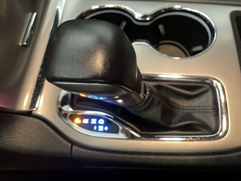 Used 2020 Jeep Grand Cherokee Laredo image 10