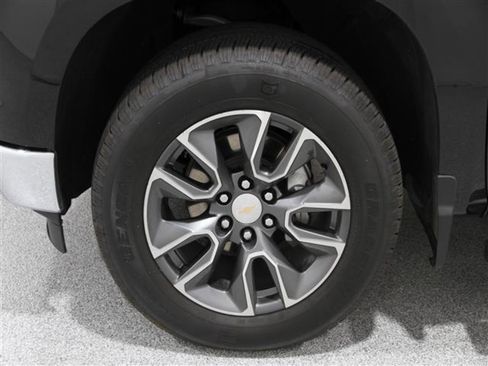 Certified 2024 Chevrolet Silverado 1500 LT AWD/4WD image 22