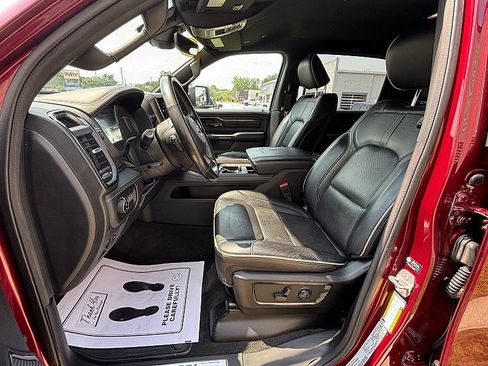 Used 2023 RAM 1500 Limited w/ Body Color Bumper Group AWD/4WD image 8