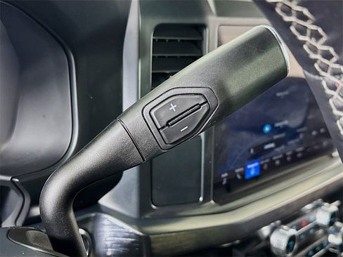 Used 2025 Ford F250 Lariat image 17
