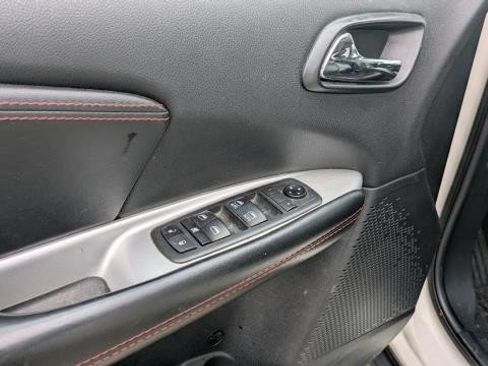 Used 2019 Dodge Journey GT AWD/4WD image 6