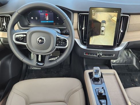 New 2026 Volvo XC90 T8 Plus w/ Protection Package Premier AWD/4WD image 3