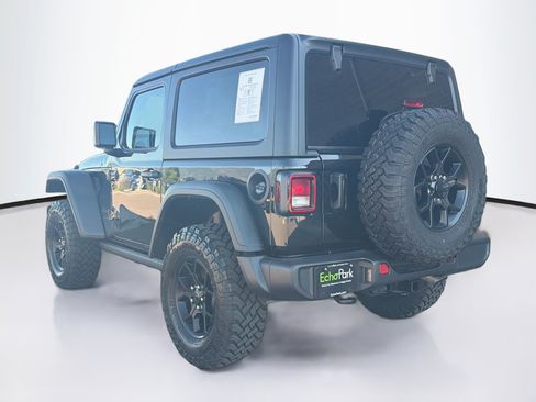 Used 2025 Jeep Wrangler Sport AWD/4WD image 5