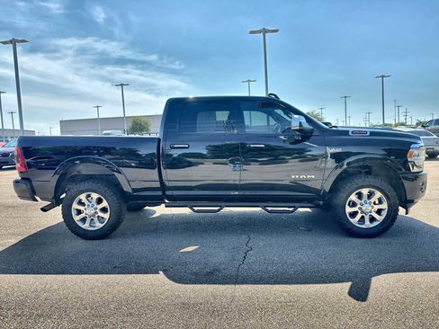 Used 2022 RAM 2500 Laramie AWD/4WD image 10