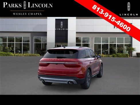 New 2026 Lincoln Corsair Premiere image 8