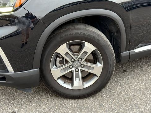 Used 2023 Honda Pilot EX-L image 10