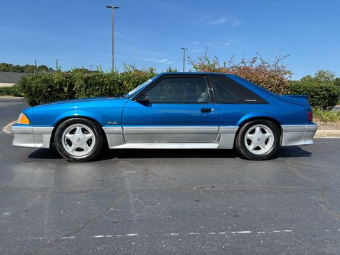 Used 1991 Ford Mustang GT image 2