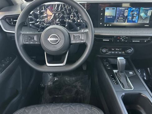 New 2026 Nissan Kicks SV image 15