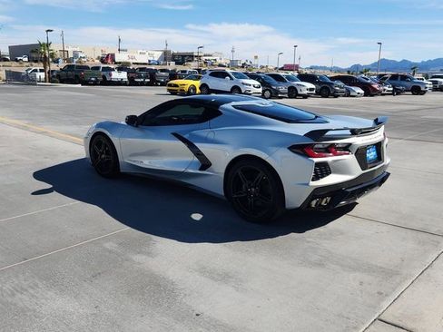 Used 2023 Chevrolet Corvette Stingray Preferred Cpe image 8