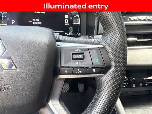 Used 2024 Mitsubishi Outlander 4WD Plug-In Hybrid image 13