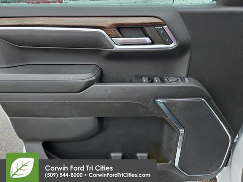 Used 2023 GMC Sierra 1500 Elevation AWD/4WD image 14
