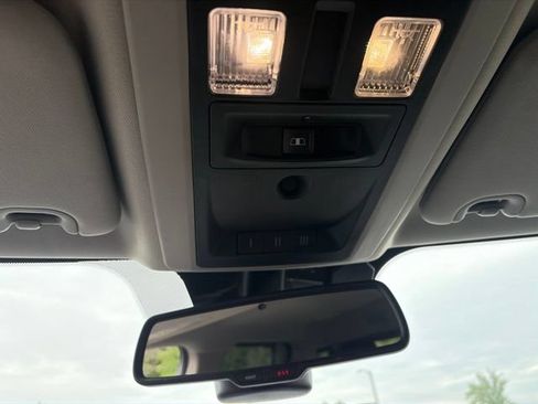 Used 2017 RAM 1500 Laramie AWD/4WD image 15