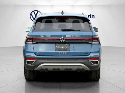 New 2026 Volkswagen Taos SE image 4