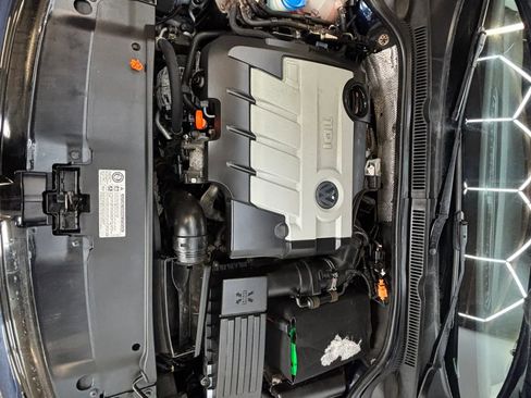 Used 2012 Volkswagen Jetta TDI FWD image 25