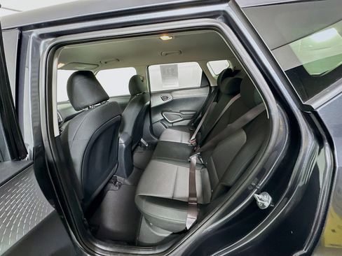 Used 2025 Kia Soul LX w/ LX Technology Package image 25