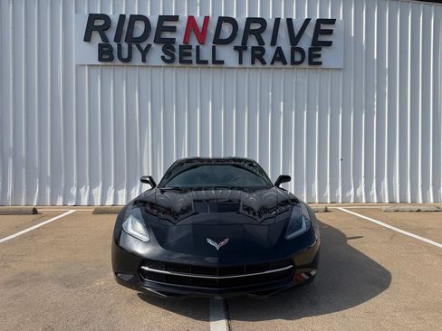 Used 2017 Chevrolet Corvette Stingray Coupe w/ Battery Protection Package RWD image 10