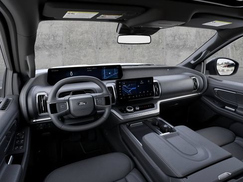 New 2027 Ford Expedition Max Platinum w/ Stealth Appearance Package AWD/4WD image 9