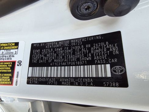 Used 2023 Toyota Camry LE image 32