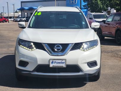Used 2016 Nissan Rogue SV