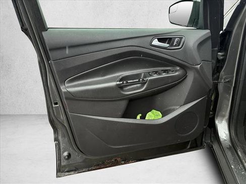 Used 2016 Ford Escape SE image 12