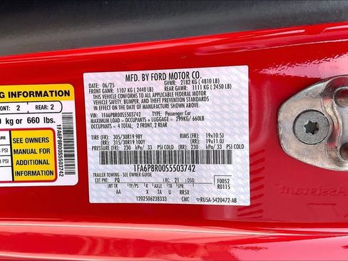 Used 2025 Ford Mustang Dark Horse w/ Dark Horse Handlin Package RWD image 19
