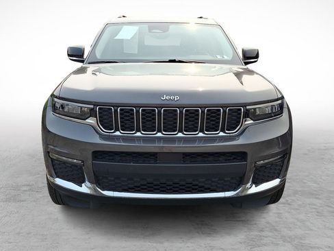 Used 2021 Jeep Grand Cherokee L Limited AWD/4WD image 2