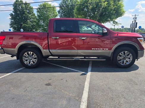 Used 2018 Nissan Titan Platinum Reserve w/ Platinum Utility Package AWD/4WD image 8