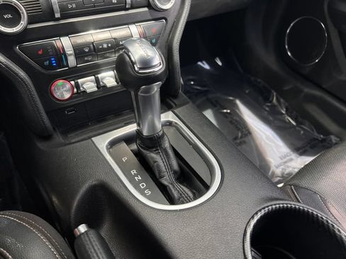 Used 2020 Ford Mustang Premium RWD image 22