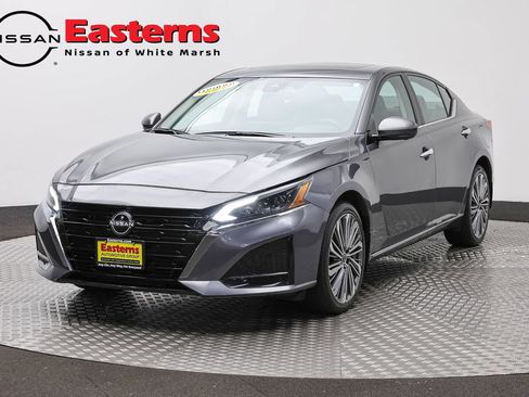 Used 2024 Nissan Altima 2.5 SL AWD/4WD image 1