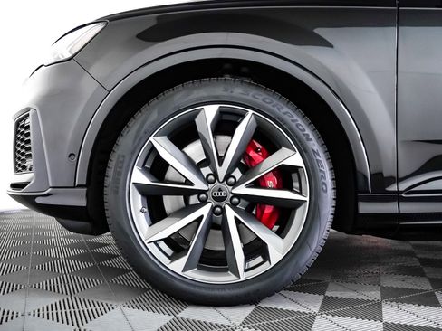 Used 2023 Audi SQ7 Prestige image 6