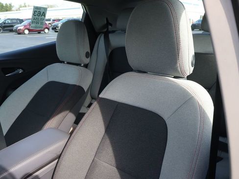 Used 2018 Chevrolet Bolt LT image 10
