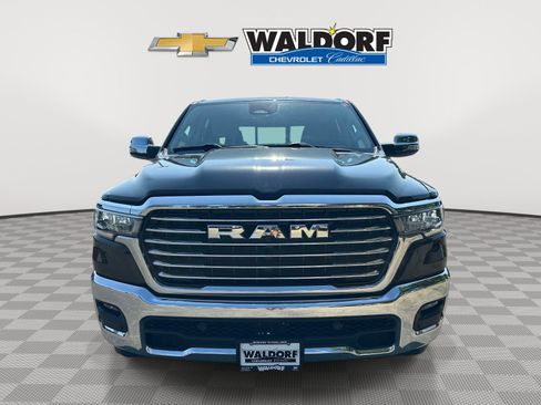 Used 2025 RAM 1500 Laramie AWD/4WD image 2