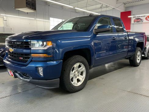 Used 2017 Chevrolet Silverado 1500 LT w/ All Star Edition AWD/4WD image 1