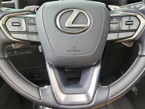 Used 2024 Lexus LX 600 4WD w/ Luxury Package image 44