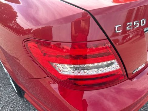 Used 2014 Mercedes-Benz C 250 Sedan image 10