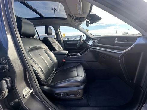 Used 2023 Jeep Grand Cherokee 4WD 4xe image 30