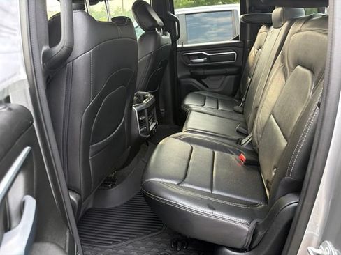 Used 2022 RAM 1500 Big Horn AWD/4WD image 10