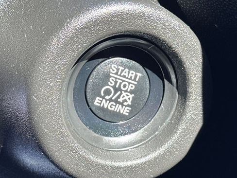 Used 2023 RAM ProMaster 2500 image 24