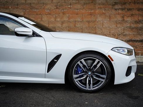 Used 2022 BMW M850i xDrive Coupe image 12