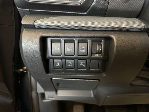 Used 2020 Subaru Forester Limited AWD/4WD image 17