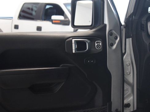 Used 2022 Jeep Gladiator Sport AWD/4WD image 53