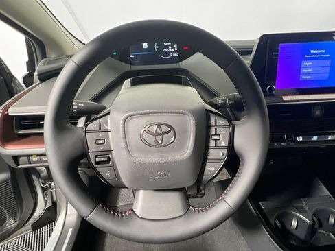 New 2026 Toyota Prius Plug-In Hybrid FWD image 17