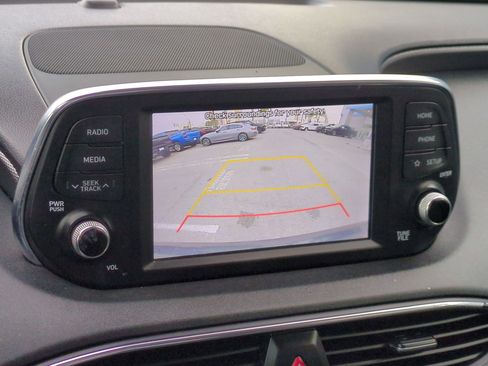 Used 2019 Hyundai Santa Fe SE image 19