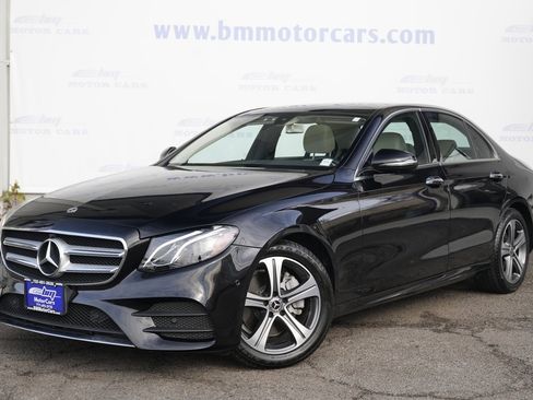 Used 2019 Mercedes-Benz E 300 4MATIC w/ Premium 1 Package image 2