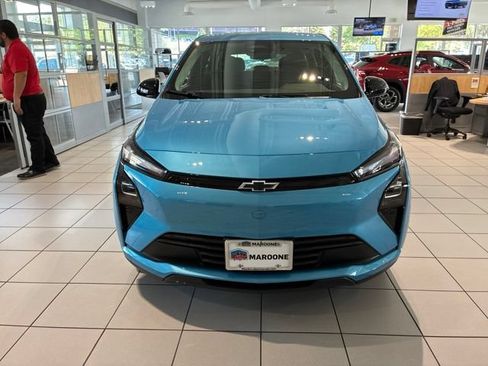 New 2027 Chevrolet Bolt LT w/ Comfort Package FWD image 2
